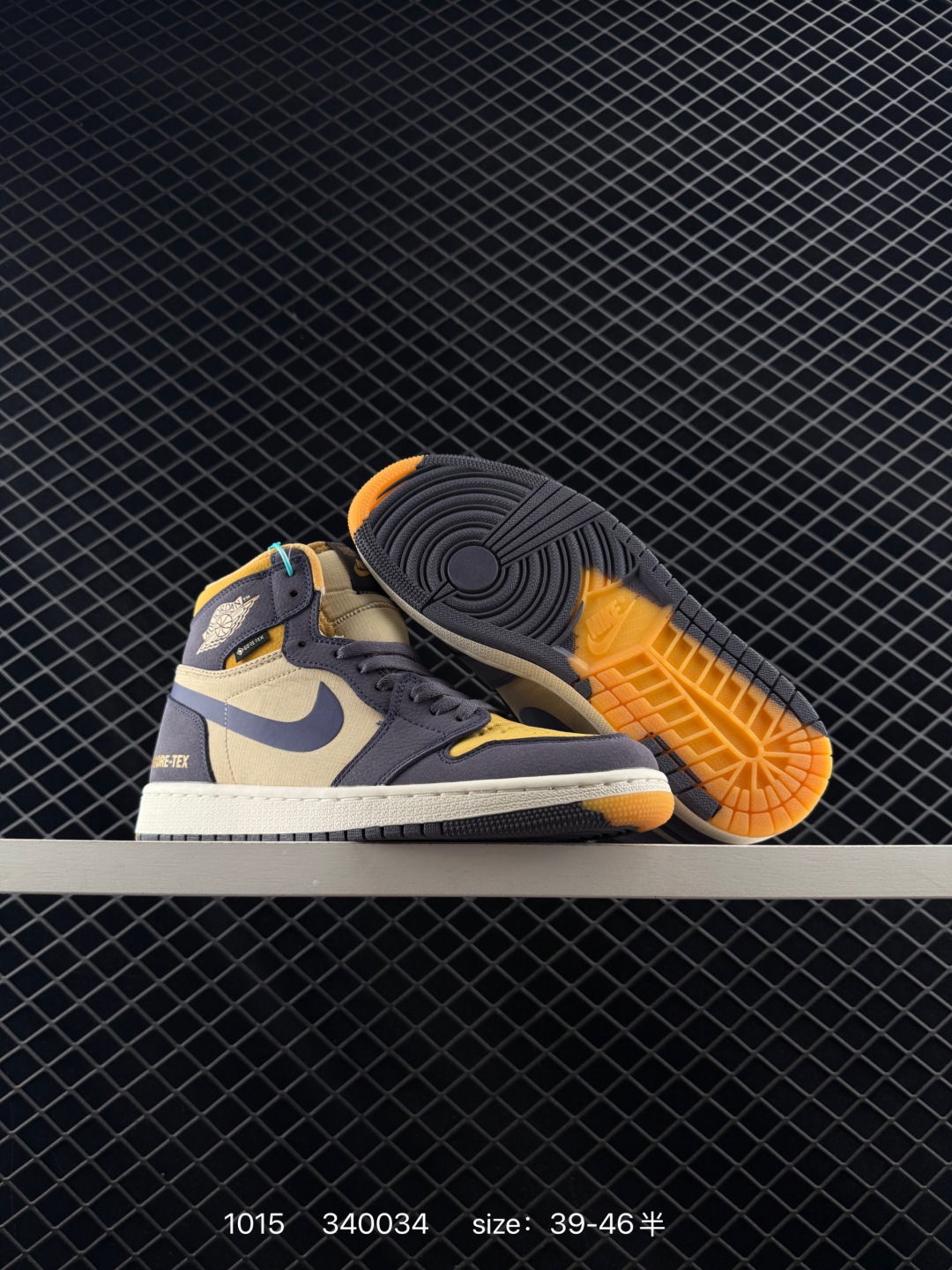 Nike Air Jordan 1 Retro High OG”Black/White“